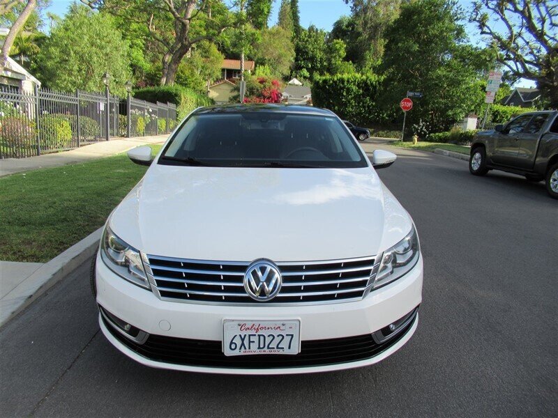 2013 Volkswagen CC Lux PZEV   - Photo 10 - Sherman Oaks, CA 91423