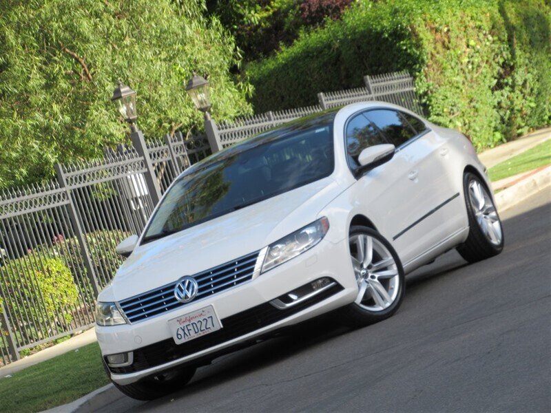 2013 Volkswagen CC Lux PZEV   - Photo 1 - Sherman Oaks, CA 91423