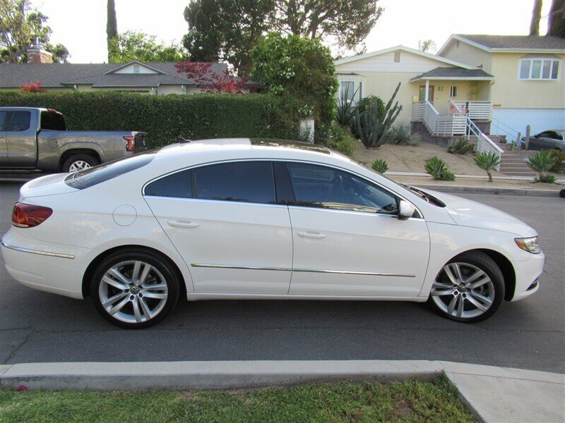 2013 Volkswagen CC Lux PZEV   - Photo 8 - Sherman Oaks, CA 91423
