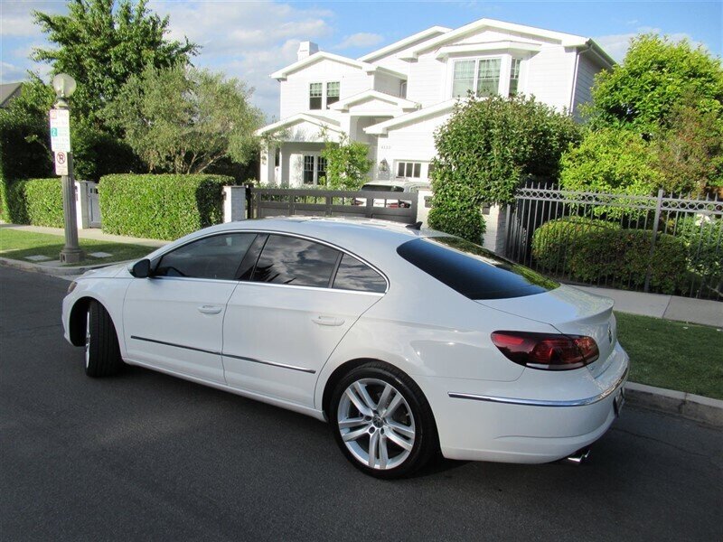 2013 Volkswagen CC Lux PZEV   - Photo 5 - Sherman Oaks, CA 91423