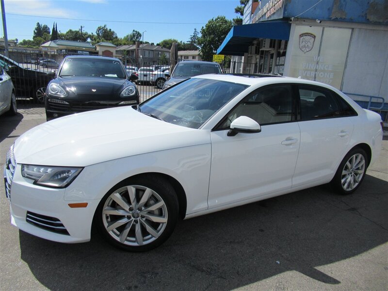2017 Audi A4 2.0T quattro Premium   - Photo 10 - Sherman Oaks, CA 91423