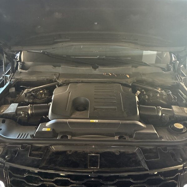 2021 Land Rover Range Rover Sport HSE Silver Edition   - Photo 11 - Sherman Oaks, CA 91423