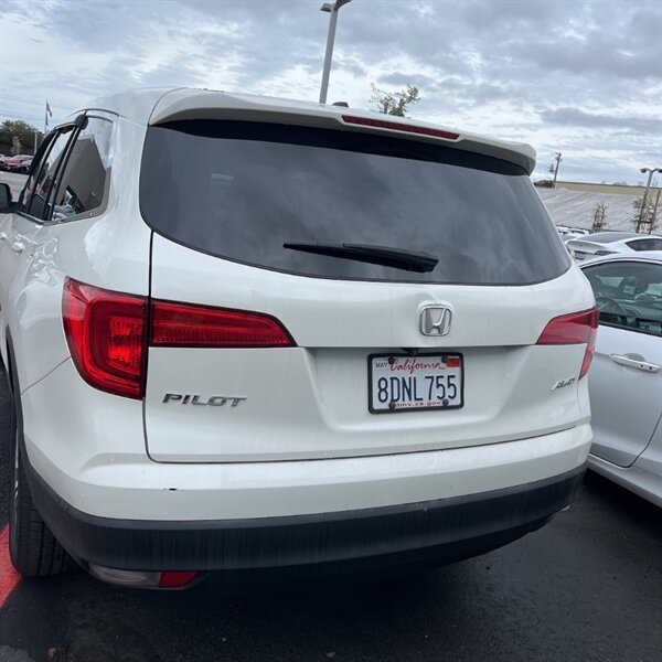 2018 Honda Pilot EX-L   - Photo 13 - Sherman Oaks, CA 91423