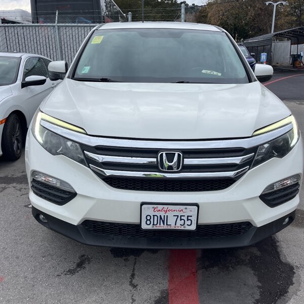 2018 Honda Pilot EX-L   - Photo 3 - Sherman Oaks, CA 91423