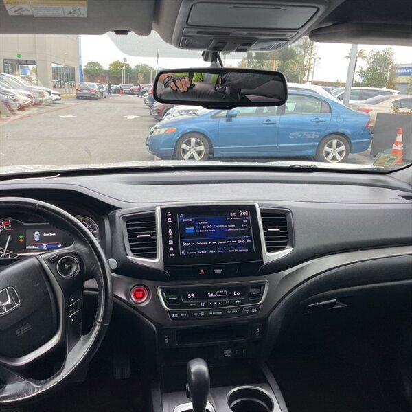 2018 Honda Pilot EX-L   - Photo 24 - Sherman Oaks, CA 91423