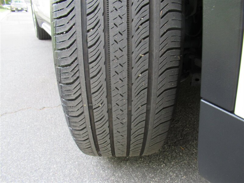 2016 BMW X1 xDrive28i   - Photo 8 - Sherman Oaks, CA 91423