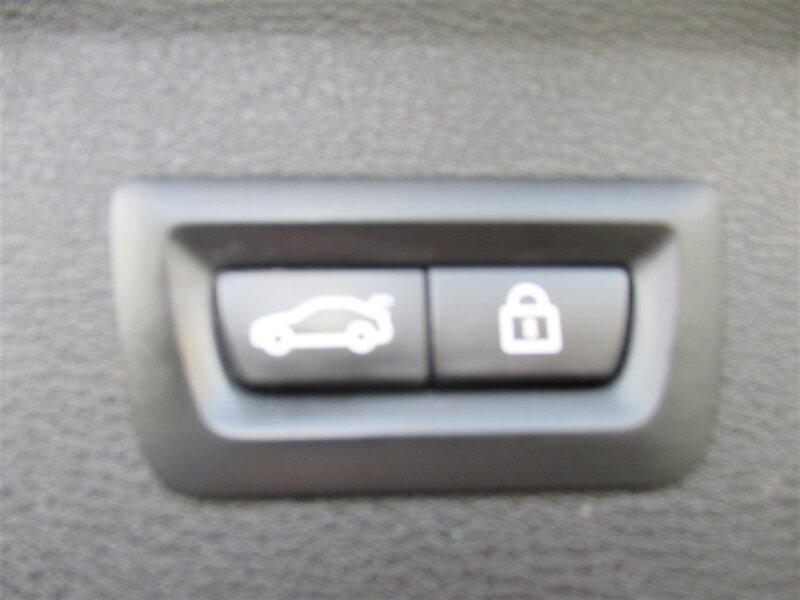 2016 BMW X1 xDrive28i   - Photo 37 - Sherman Oaks, CA 91423