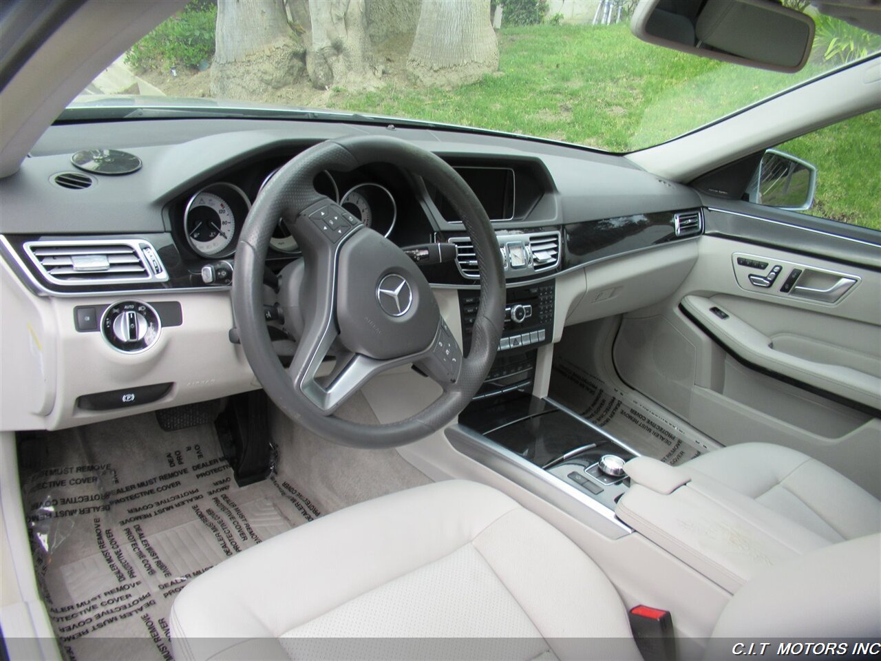 2014 Mercedes-Benz E 350 Sport   - Photo 18 - Sherman Oaks, CA 91423