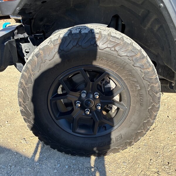 2024 Jeep Wrangler Sport S 4xe   - Photo 14 - Sherman Oaks, CA 91423