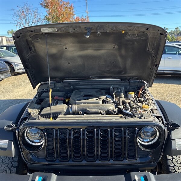 2024 Jeep Wrangler Sport S 4xe   - Photo 13 - Sherman Oaks, CA 91423
