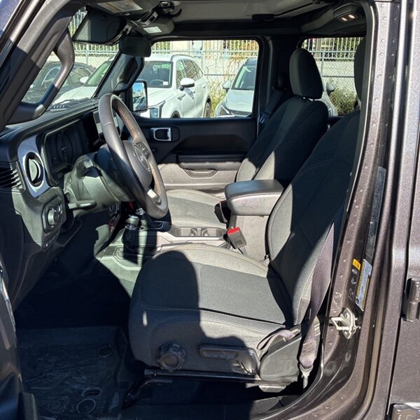 2024 Jeep Wrangler Sport S 4xe   - Photo 15 - Sherman Oaks, CA 91423