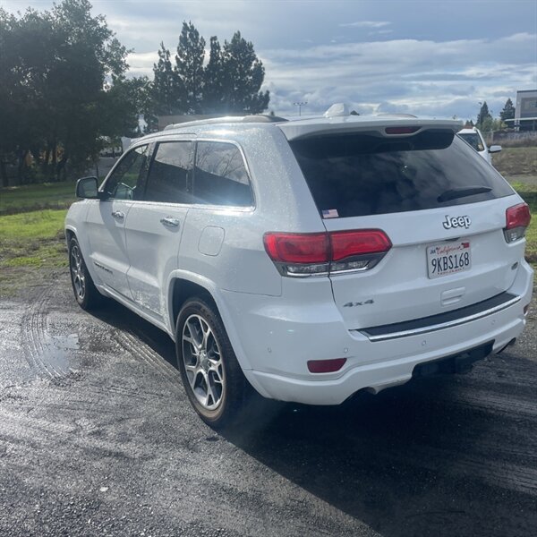 2021 Jeep Grand Cherokee Overland   - Photo 4 - Sherman Oaks, CA 91423