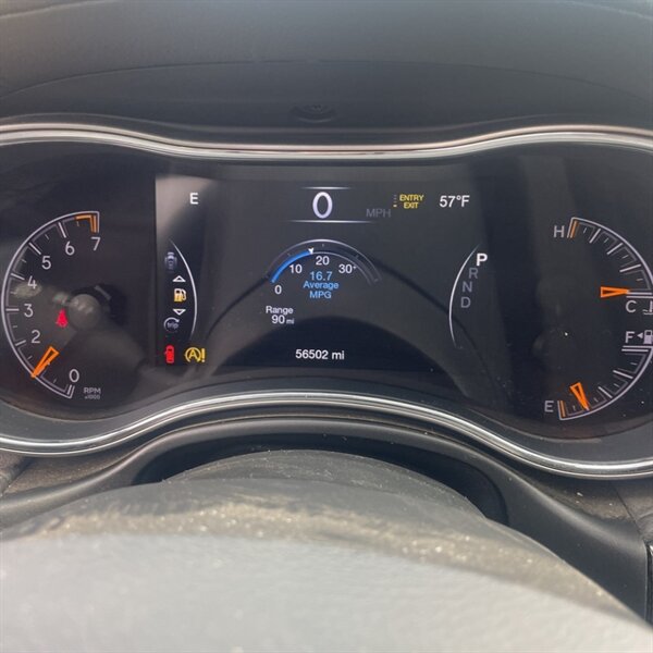 2021 Jeep Grand Cherokee Overland   - Photo 22 - Sherman Oaks, CA 91423