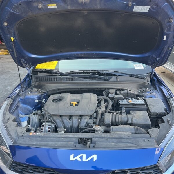 2022 Kia Forte FE   - Photo 8 - Sherman Oaks, CA 91423