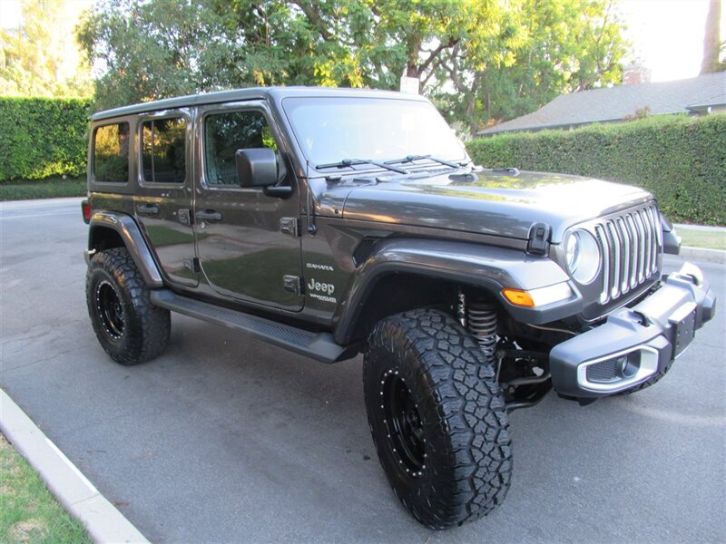 2019 Jeep Wrangler Sahara   - Photo 13 - Sherman Oaks, CA 91423