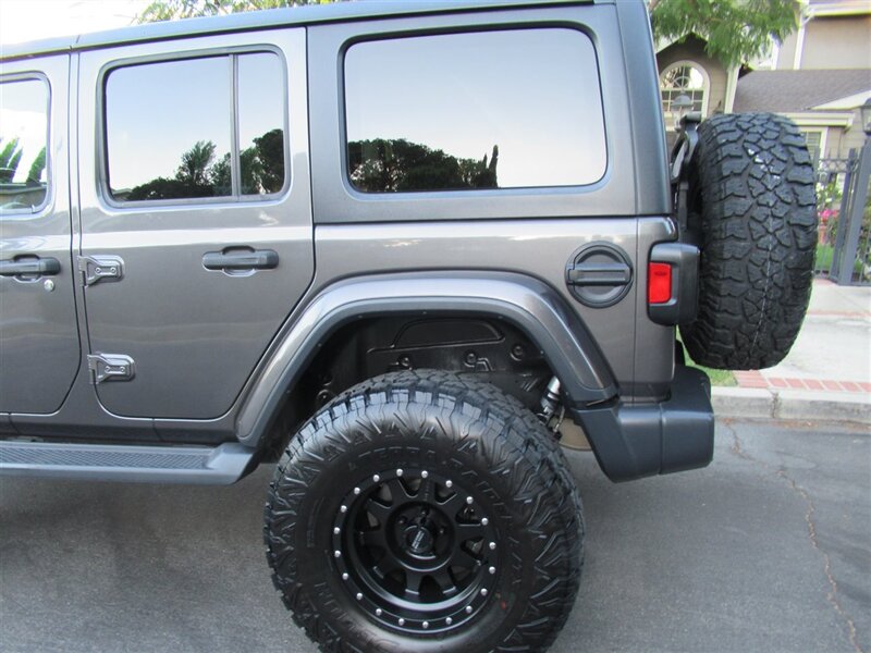 2019 Jeep Wrangler Sahara   - Photo 41 - Sherman Oaks, CA 91423