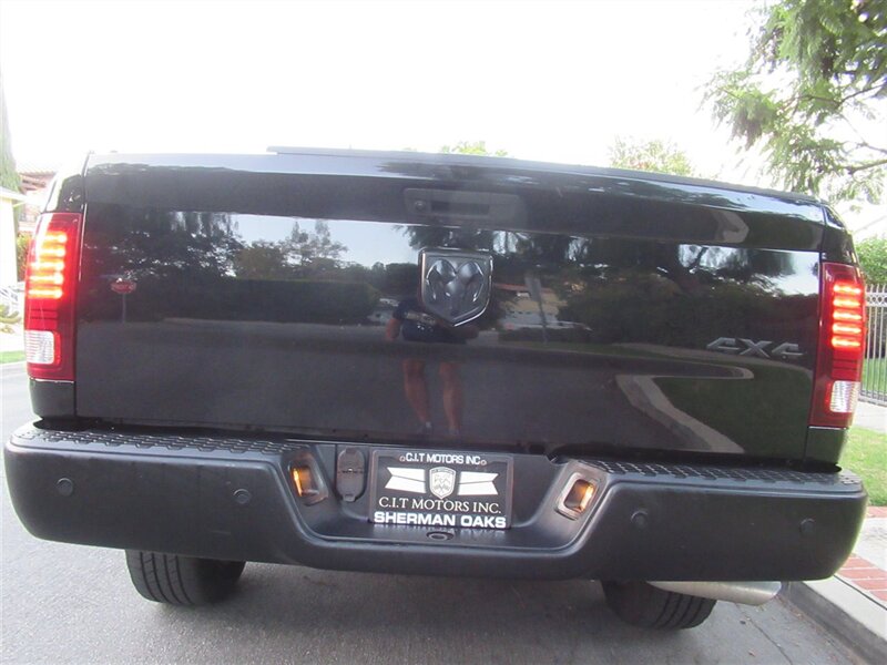 2022 RAM 1500 Classic SLT   - Photo 39 - Sherman Oaks, CA 91423