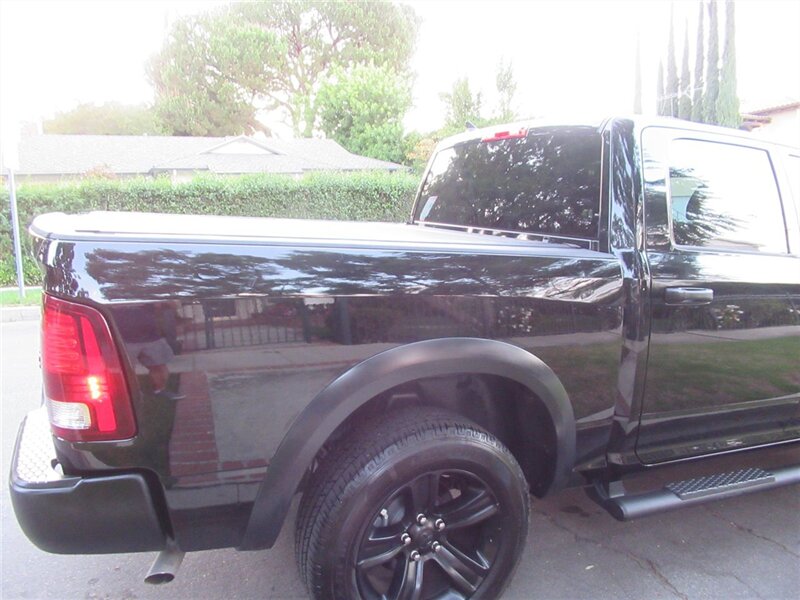 2022 RAM 1500 Classic SLT   - Photo 38 - Sherman Oaks, CA 91423