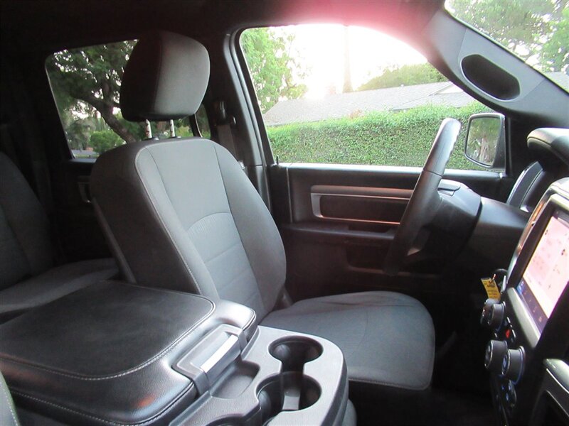 2022 RAM 1500 Classic SLT   - Photo 36 - Sherman Oaks, CA 91423