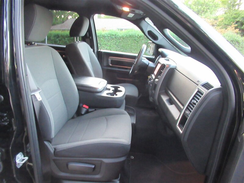 2022 RAM 1500 Classic SLT   - Photo 34 - Sherman Oaks, CA 91423