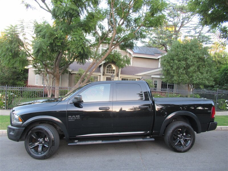 2022 RAM 1500 Classic SLT   - Photo 4 - Sherman Oaks, CA 91423