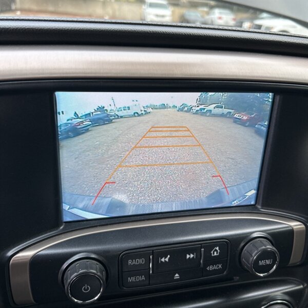 2017 GMC Sierra 1500 Denali   - Photo 22 - Sherman Oaks, CA 91423