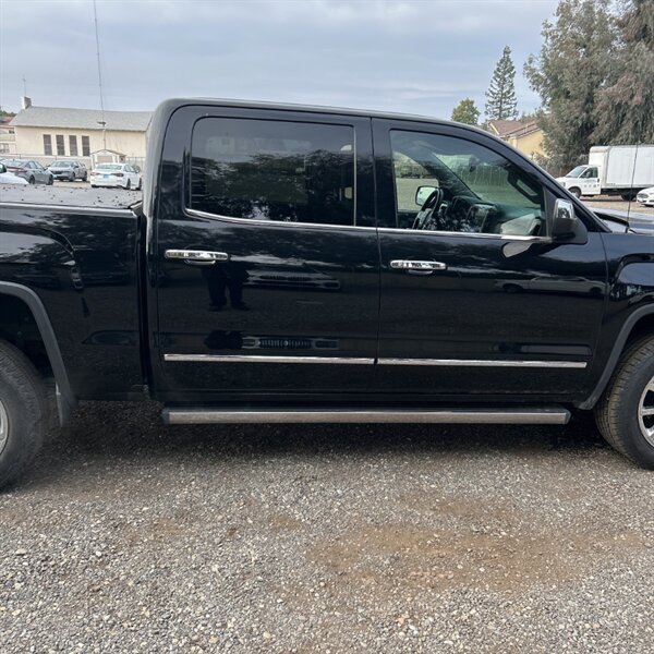 2017 GMC Sierra 1500 Denali   - Photo 5 - Sherman Oaks, CA 91423