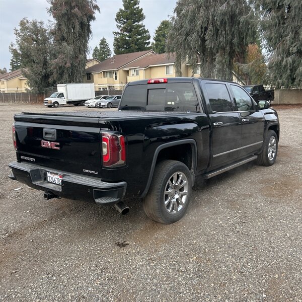 2017 GMC Sierra 1500 Denali   - Photo 10 - Sherman Oaks, CA 91423