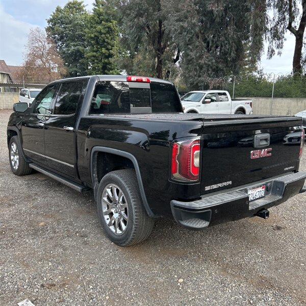 2017 GMC Sierra 1500 Denali   - Photo 9 - Sherman Oaks, CA 91423