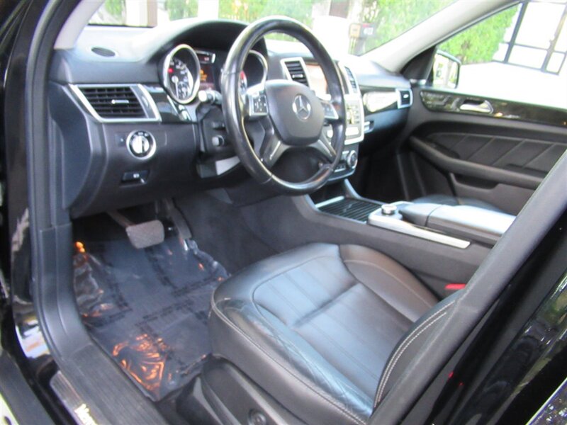 2016 Mercedes-Benz GL 350 BlueTEC   - Photo 16 - Sherman Oaks, CA 91423