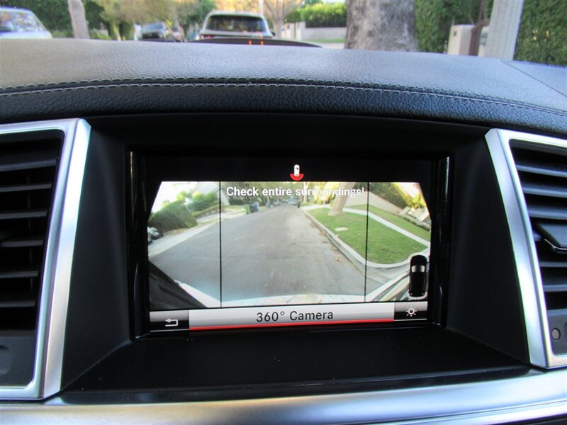 2016 Mercedes-Benz GL 350 BlueTEC   - Photo 29 - Sherman Oaks, CA 91423