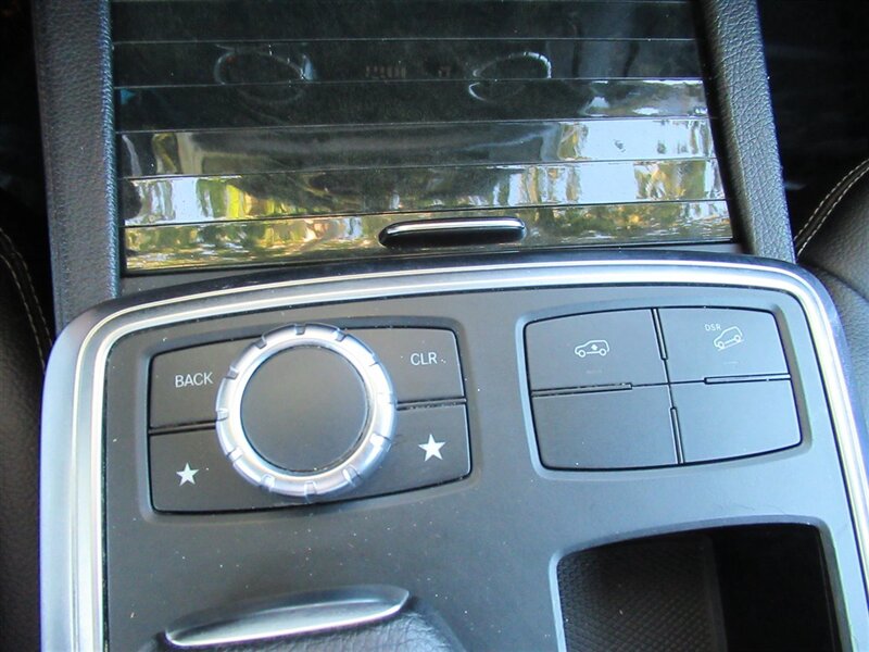 2016 Mercedes-Benz GL 350 BlueTEC   - Photo 24 - Sherman Oaks, CA 91423
