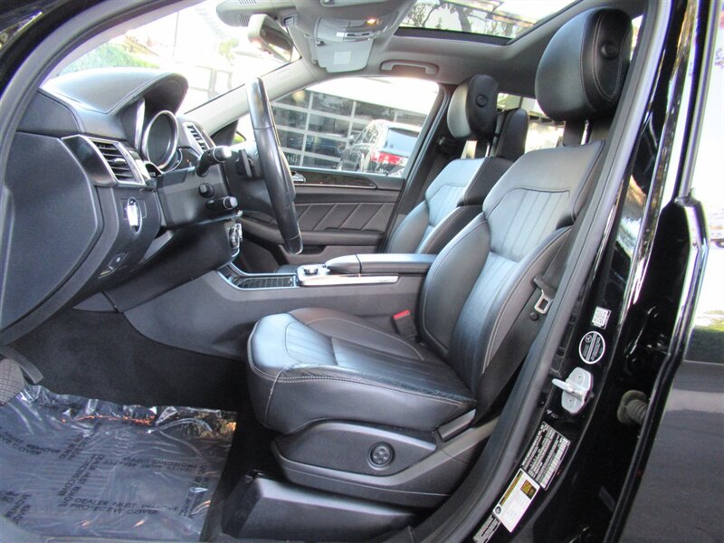 2016 Mercedes-Benz GL 350 BlueTEC   - Photo 15 - Sherman Oaks, CA 91423