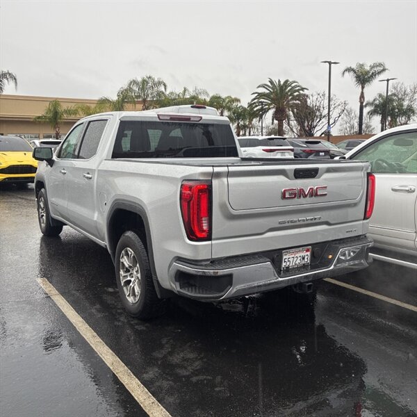 2022 GMC Sierra 1500 SLT   - Photo 4 - Sherman Oaks, CA 91423