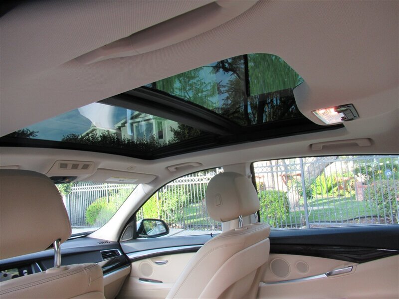 2016 BMW 535i Gran Turismo   - Photo 32 - Sherman Oaks, CA 91423