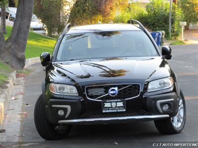 2016 Volvo XC70 T5 Drive-E Platinum  