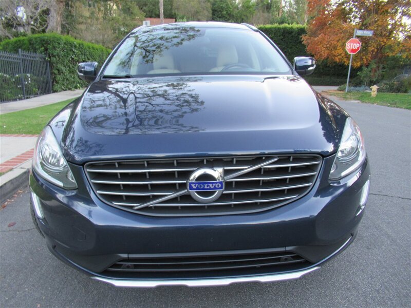 2014 Volvo XC60 3.2 Premier   - Photo 8 - Sherman Oaks, CA 91423