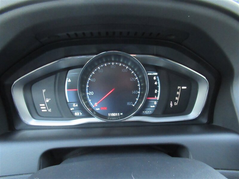 2014 Volvo XC60 3.2 Premier   - Photo 21 - Sherman Oaks, CA 91423