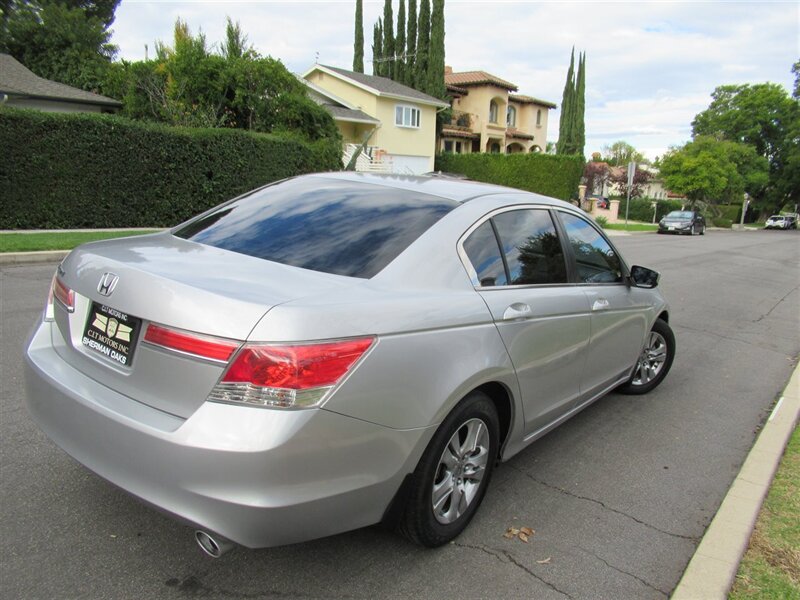2011 Honda Accord LX-P   - Photo 12 - Sherman Oaks, CA 91423