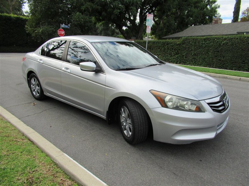 2011 Honda Accord LX-P   - Photo 14 - Sherman Oaks, CA 91423