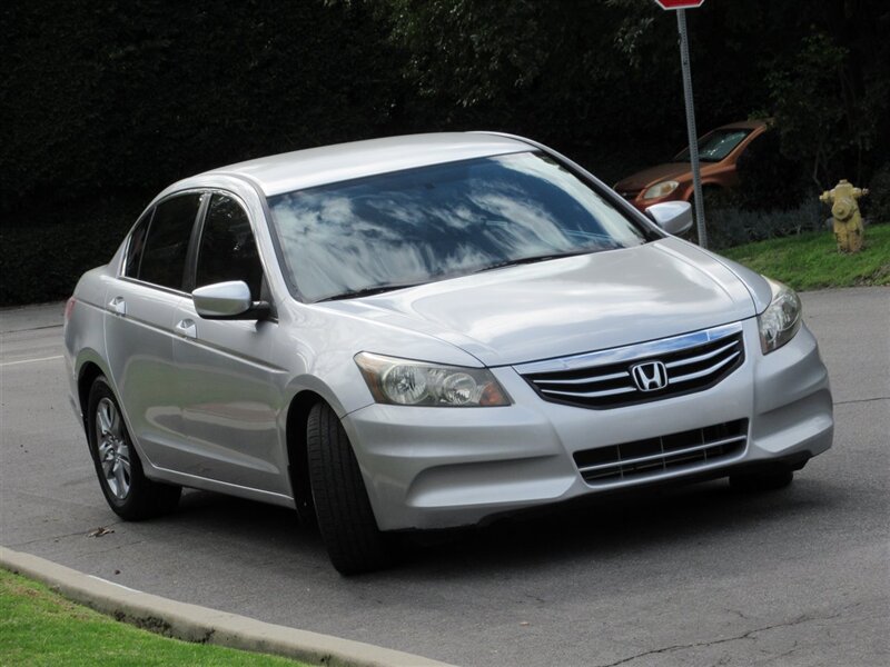 2011 Honda Accord LX-P   - Photo 2 - Sherman Oaks, CA 91423