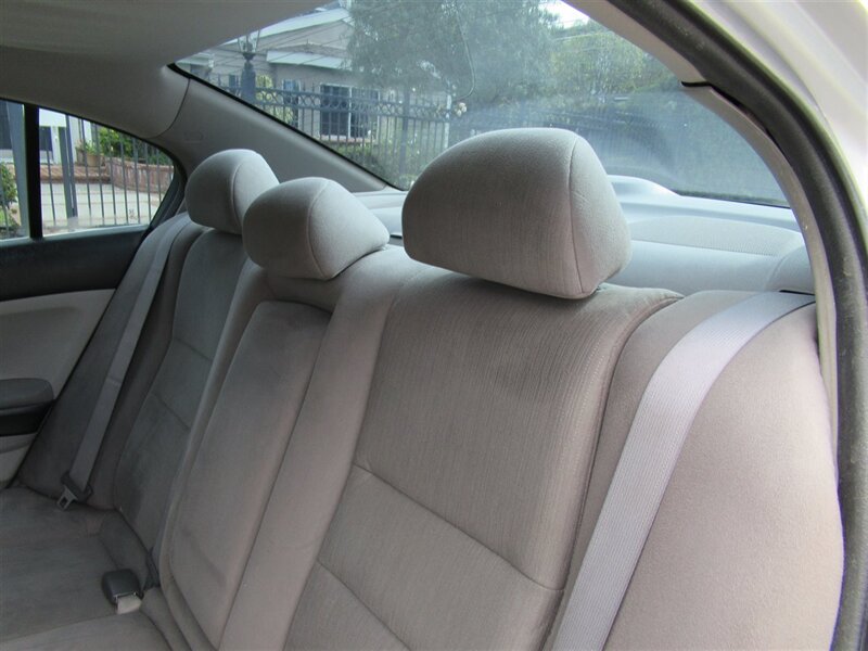 2011 Honda Accord LX-P   - Photo 27 - Sherman Oaks, CA 91423