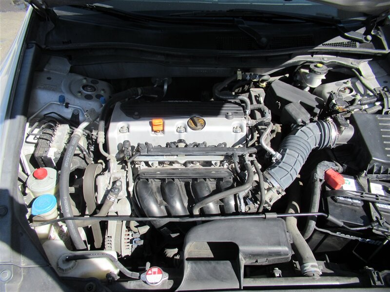 2011 Honda Accord LX-P   - Photo 21 - Sherman Oaks, CA 91423
