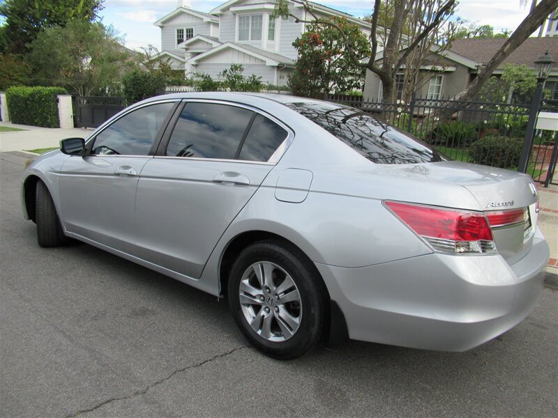 2011 Honda Accord LX-P   - Photo 10 - Sherman Oaks, CA 91423