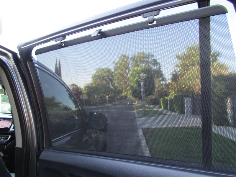 2016 Honda Pilot Touring   - Photo 35 - Sherman Oaks, CA 91423