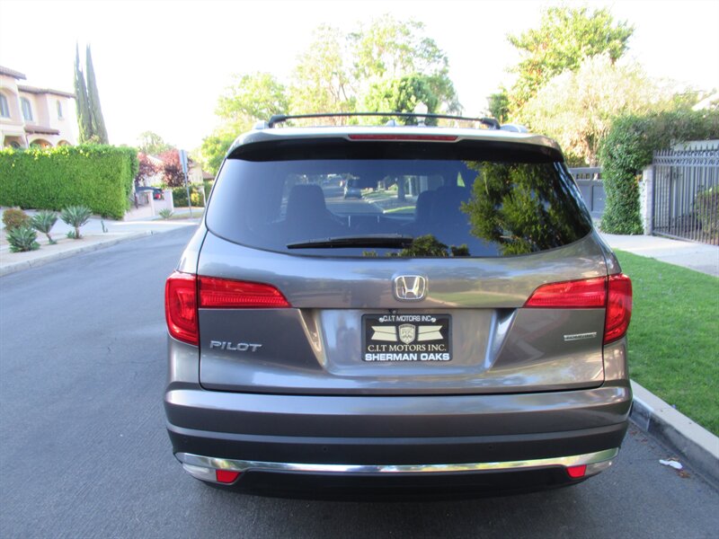 2016 Honda Pilot Touring   - Photo 6 - Sherman Oaks, CA 91423