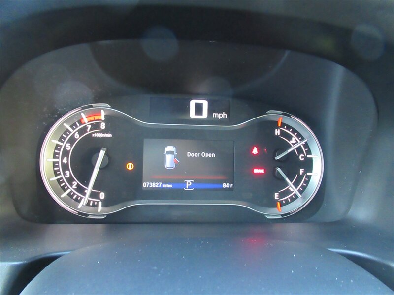 2016 Honda Pilot Touring   - Photo 22 - Sherman Oaks, CA 91423