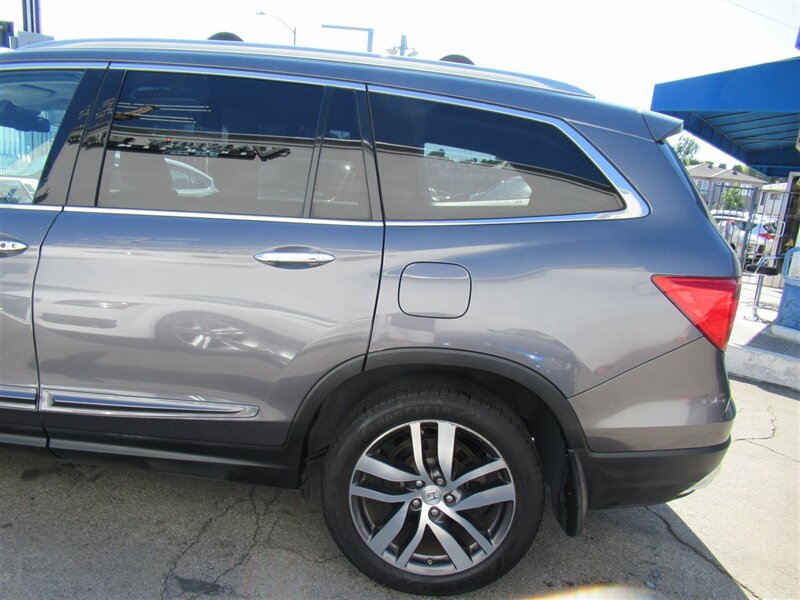 2016 Honda Pilot Touring   - Photo 39 - Sherman Oaks, CA 91423