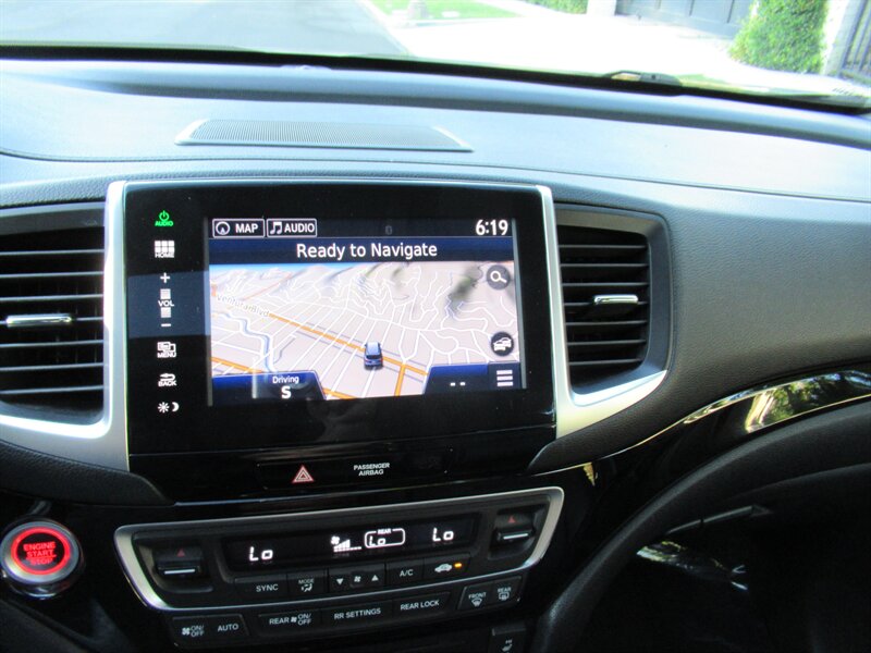2016 Honda Pilot Touring   - Photo 23 - Sherman Oaks, CA 91423