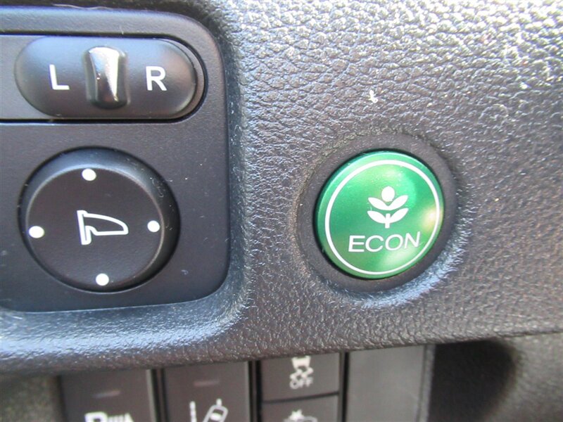 2016 Honda Pilot Touring   - Photo 21 - Sherman Oaks, CA 91423
